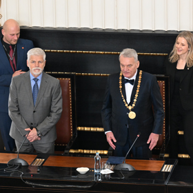 Petr Pavel s primátorem Bohuslavem Svobodou.