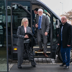 Petr Pavel s Evou Pavlovou v Bubnech.