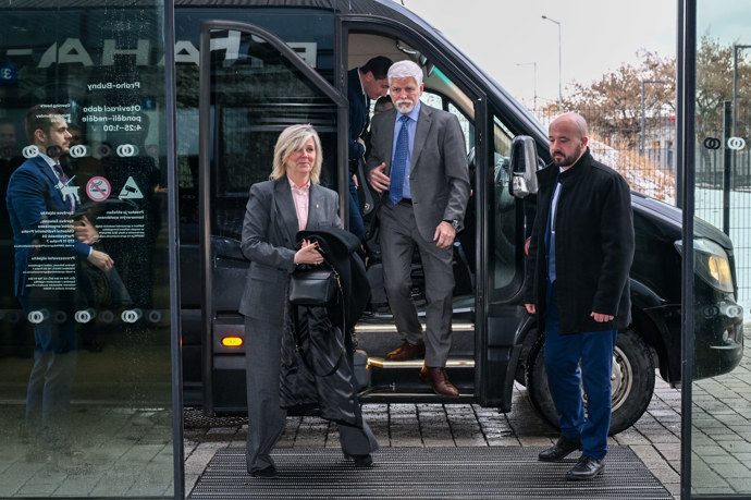 Petr Pavel s Evou Pavlovou v Bubnech.