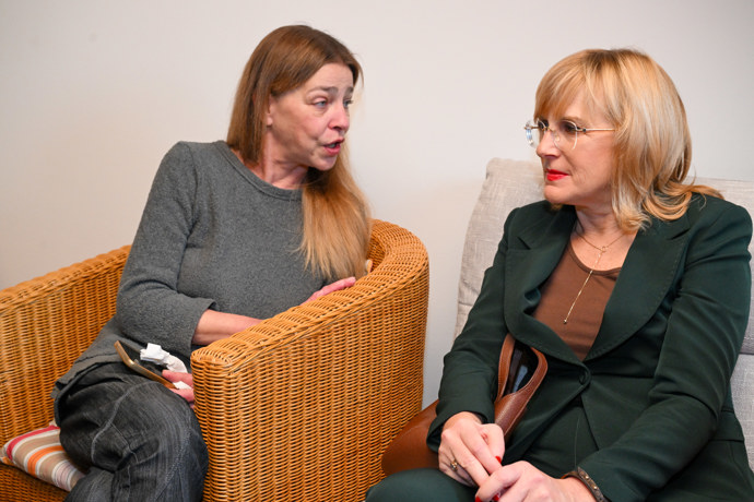 Společně si měly o čem povídat. Podle Lucie jisté věci mezi nebem a zemí existují. 