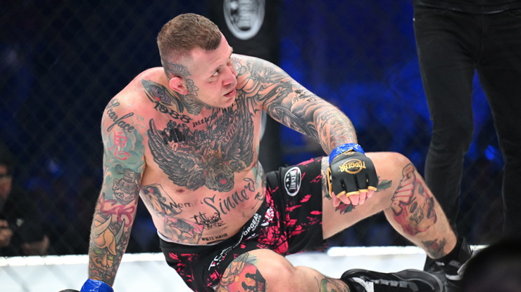 Václav „Baba Jaga“ Mikulášek nezvládl rány od Cverny.