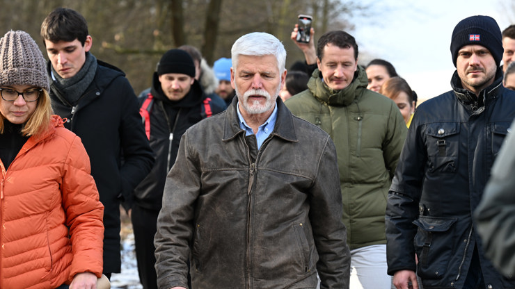 Petr Pavel v čele procházky.