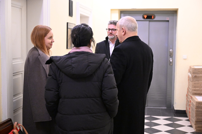 K soudu dorazil také moderátor Jan Kraus a exmanželka Jana Krausová.