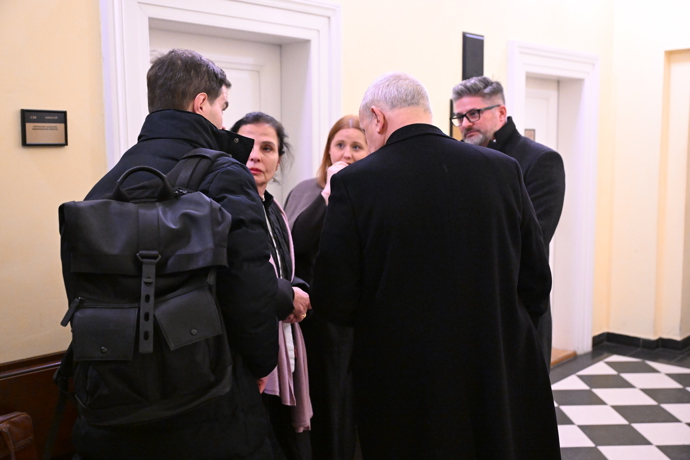 K soudu dorazil také moderátor Jan Kraus a exmanželka Jana Krausová.