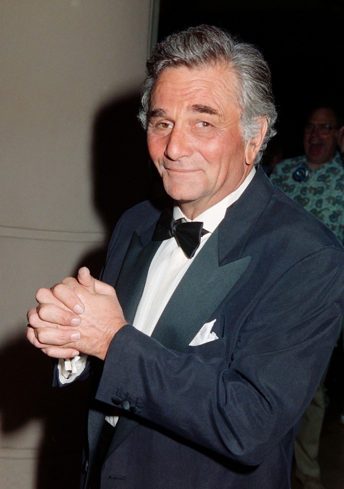 Stejný problém totiž řešila roku 2008 ona sama poté, co hercova druhá manželka Shera jeho dcery od táty odstřihla.