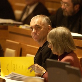 Fischer v minulosti patřil mezi politiky.