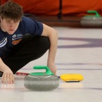 Curling je nejen o fyzické kondici, ale také koncentraci, logickém myšlení a přesnosti. To jsou vlastnosti, které Vít piluje i na ČVUT.