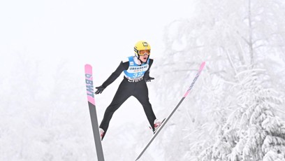 FOTO: Skok na lyžích.