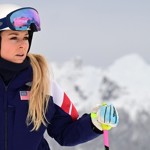 Americká lyžařská veteránka Lindsey Vonn ošklivě upadla při sjezdu v Cortině a zlomila si levou nohu. Skončil tak její velký sen o druhé zlaté olympijské medaili, kvůli němuž se předloni vrátila na svahy.