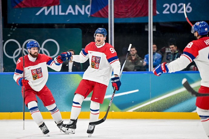 Národní tým sice zápasu od začátku dominoval a vypracoval si dvoubrankový náskok, pak ale přišel nepochopitelný kolaps.