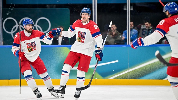 Národní tým sice zápasu od začátku dominoval a vypracoval si dvoubrankový náskok, pak ale přišel nepochopitelný kolaps.