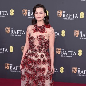 Herečka Jenna Coleman na cenách BAFTA.