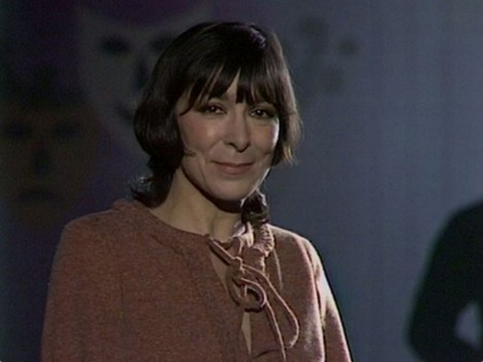 Hana Hegerová se musela v šedesátých letech otáčet. Angažmá v žilinském divadle na živobytí nestačilo a musela si přivydělávat zpíváním v hotelovém baru.