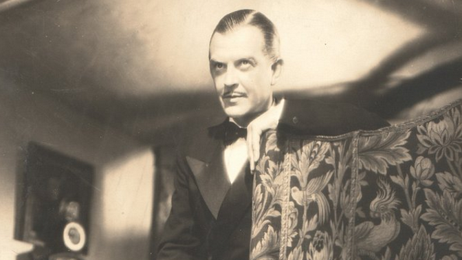 Milovník Otomar Korbelář podléhal ženám i alkoholu. Smrt jediného syna ho však zdrtila na celý život