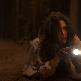 Příběh snímku lze také nalézt v knize The Devil In Connecticut (1983).