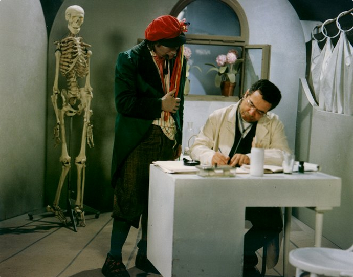 snímek z filmu Doktorská pohádka (Vladimír Menšík)