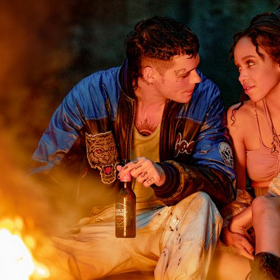 Film Vrána z roku 2024 je moderním zpracováním klasiky, kterou v roce 1994 natočil Alex Proyas.