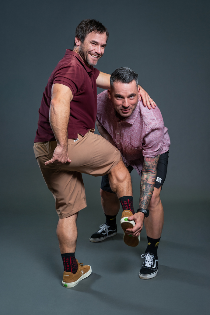 Vavřinec Hradilek s cyklistou Tomášem Slavíkem.