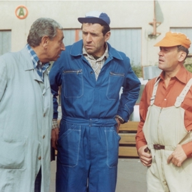 snímek z filmu Zítra budeme chytřejší, staroušku (Jiří Lír, František Peterka, Karel Augusta)