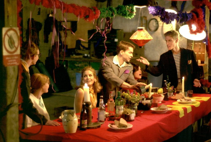 V roce 2026 uplynulo od natočení Rebelů krásných 25 let. 