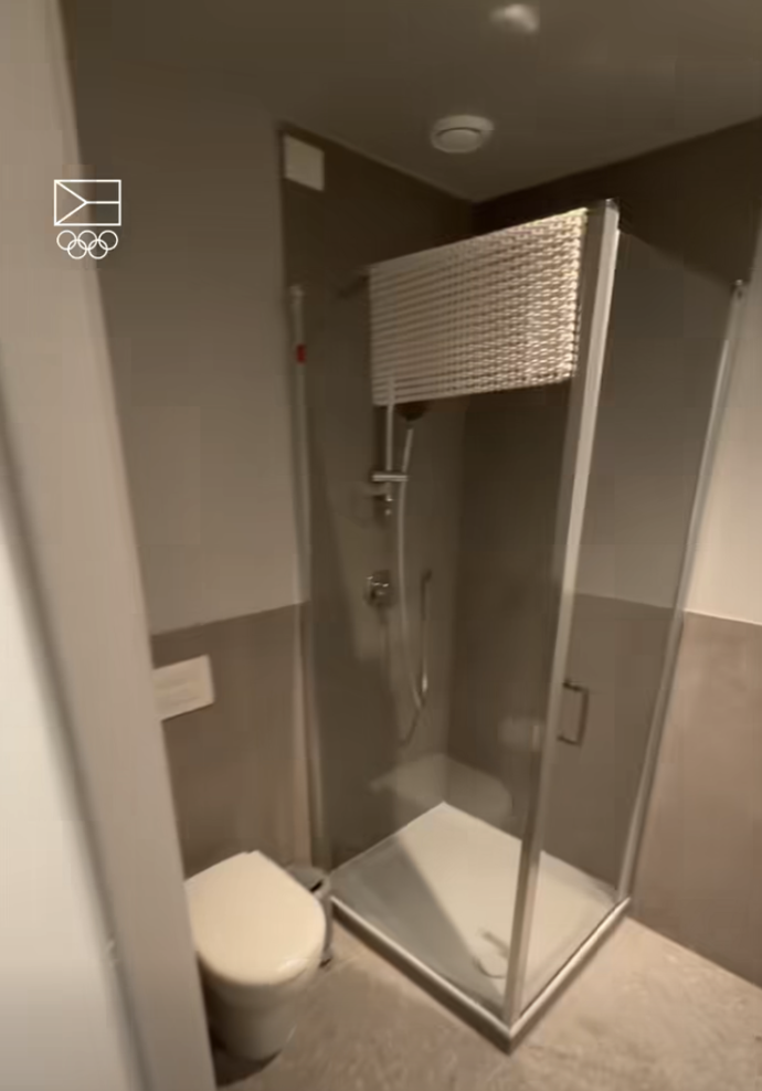 Ubytování českých hokejistů na Zimních olympijských hrách.