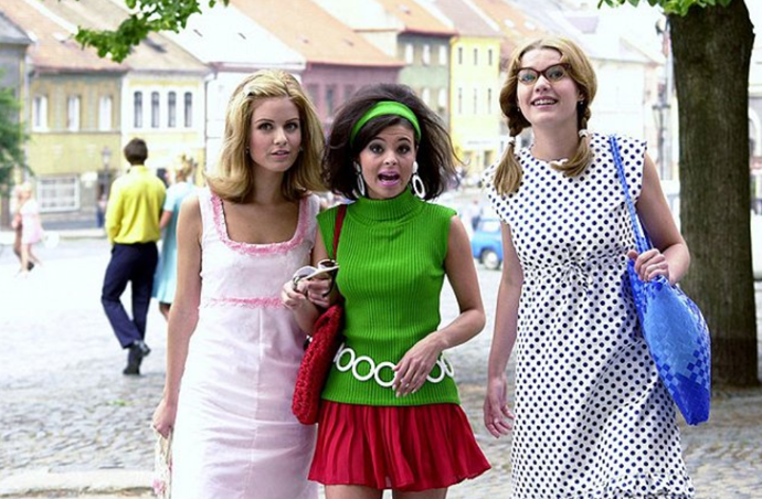 Betka Stanková, Anna Veselá a Zuzana Norisová ve filmu Rebelové.