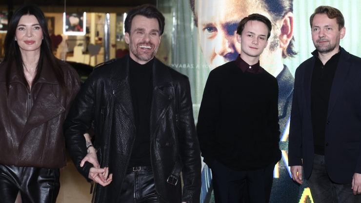 Hvězdy Metody Markovič, Leoš Mareš s manželkou i známý svalovec. Finále seriálu plné slavných tváří 