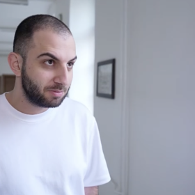 Youtuber Mike Oganesjan u soudu, kde se řešil případ Pepy Kůrky.