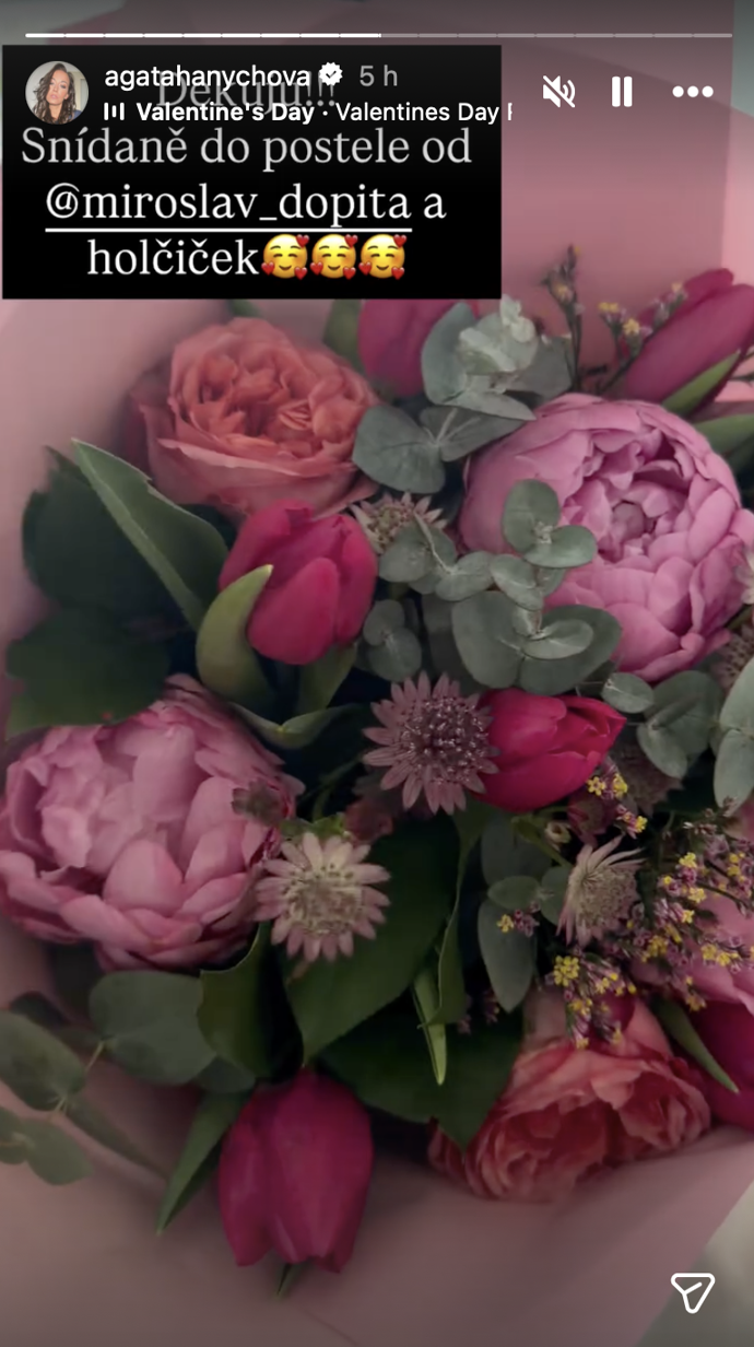 Agáta Hanychová dostala na Valentýna květiny.