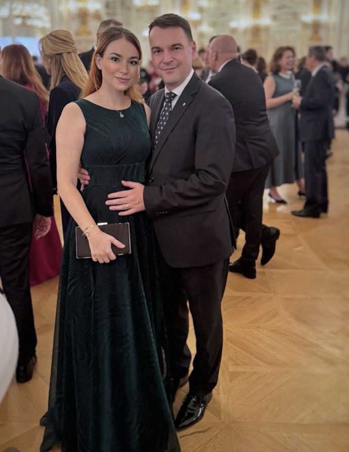 Manželé Macinkovi vychovávají dvě děti.