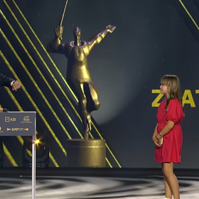 Její reportáže z hokejové šatny zaujaly i Libora Boučka. 