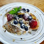 Důležité jsou podle ní bílkoviny, kterých bychom v jídelníčku měli mít dostatek. 