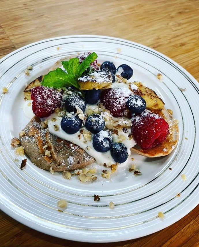 Důležité jsou podle ní bílkoviny, kterých bychom v jídelníčku měli mít dostatek. 