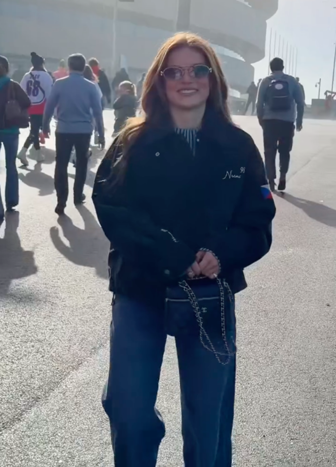 Nikola svého partnera podporuje téměř na každém zápase.