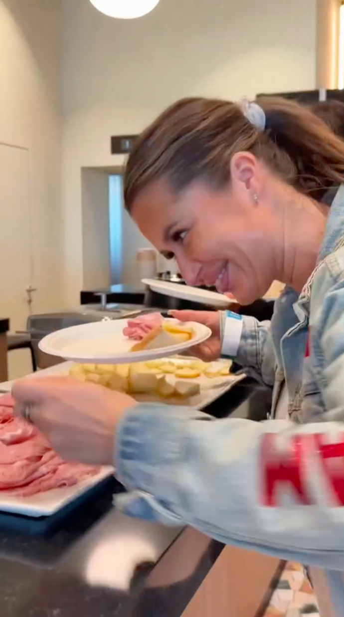 Nemohla se nabažit z velkého výběru.