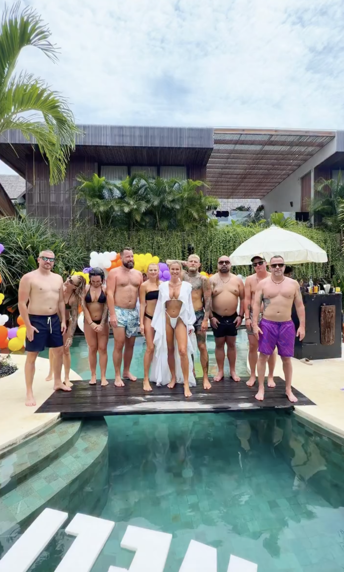 Nela Slováková si narozeniny užila se svými přáteli.