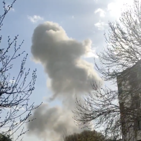 Blízký východ se v sobotu ráno probudil do dalšího masivního vojenského konfliktu.