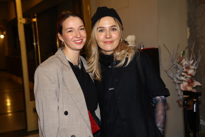 Tereza Ramba na premiéře s Berenikou Kohoutovou.