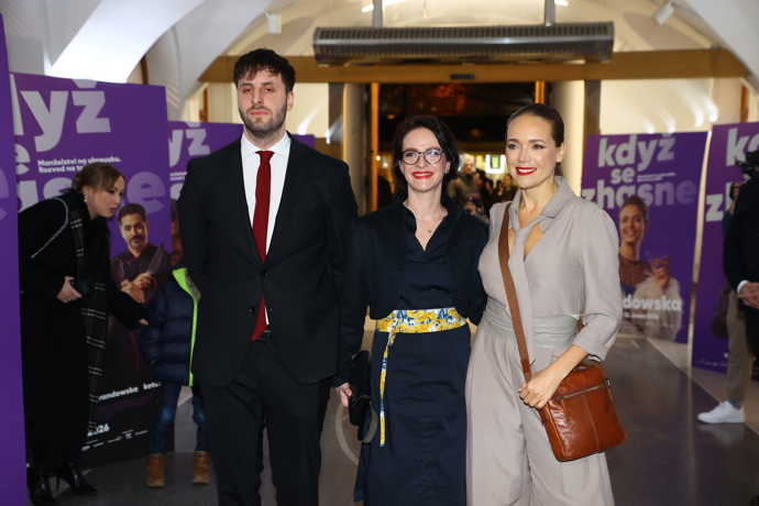 Lucie Vondráčková dorazila na premiéru filmu Když se zhasne.