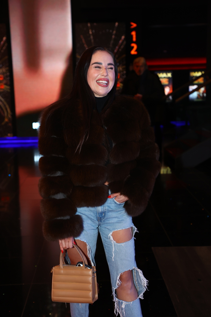 Vysmátá Kateřina Hocek.