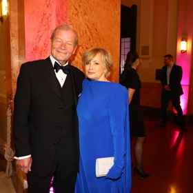 Jana Nagyová v doprovodu svého muže.