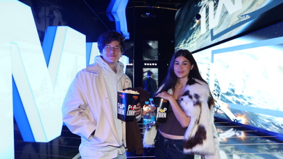 FOTO: Gabriela Lhotáková si užívala popcorn s partnerem.