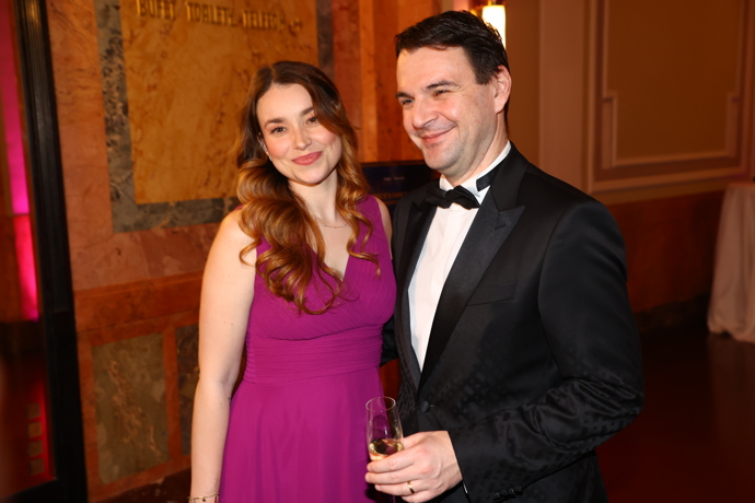 Petr Macinka s manželkou na Česko-Slovenském plese.