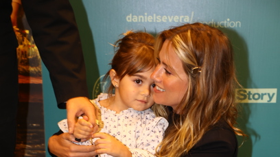 FOTO: Emma Smetana se svou dcerkou.