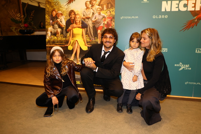 Jordan Haj a Emma Smetana ukázali děti. 