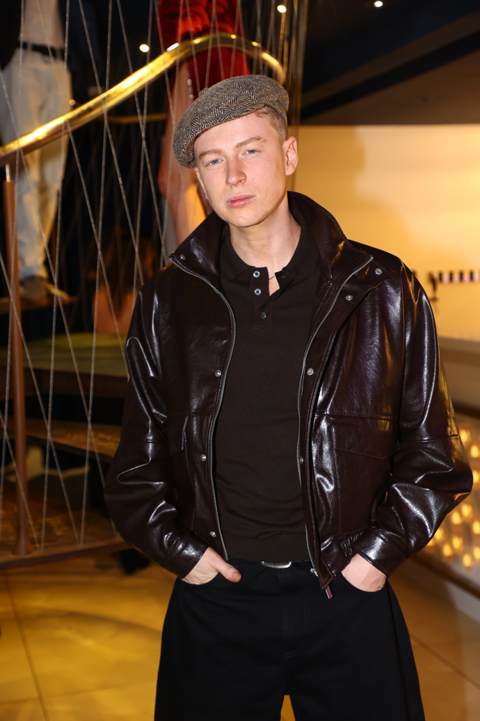 Fešák Adam Mišík.