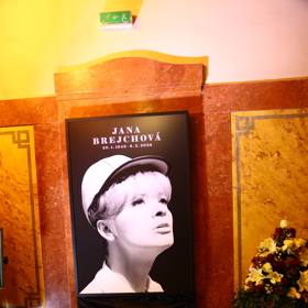 Poslední rozloučení Jany Brejchové v Lucerně. 