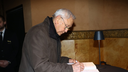 FOTO: Jaroslav Satoranský se přišel naposledy rozloučit s Janou Brejchovou.