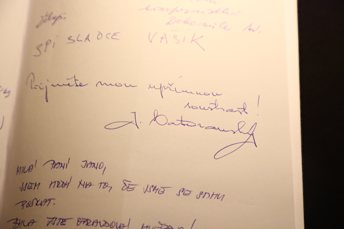 Česko se loučí s Janou Brejchovou.