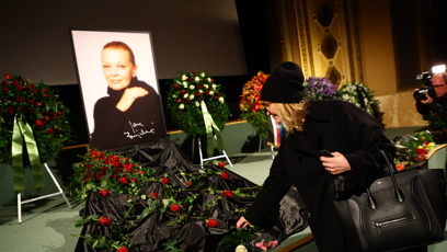 FOTO: Herečka Aňa Geislerová přišla dát sbohem herecké legendě, Janě Brejchové.